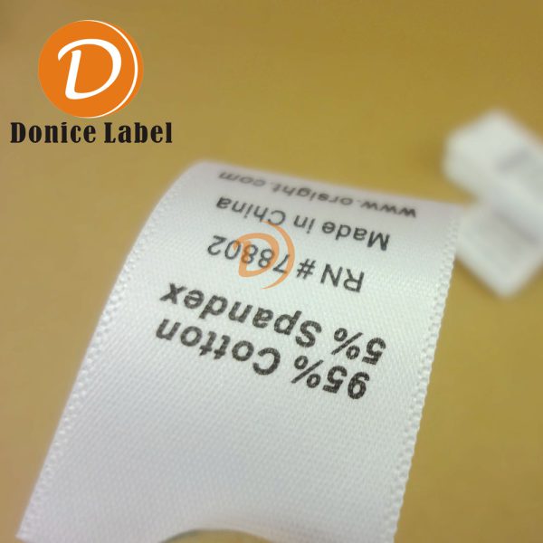 Durable washing labels for industrial use