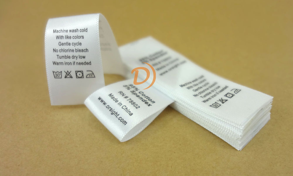 Durable washing labels for industrial use