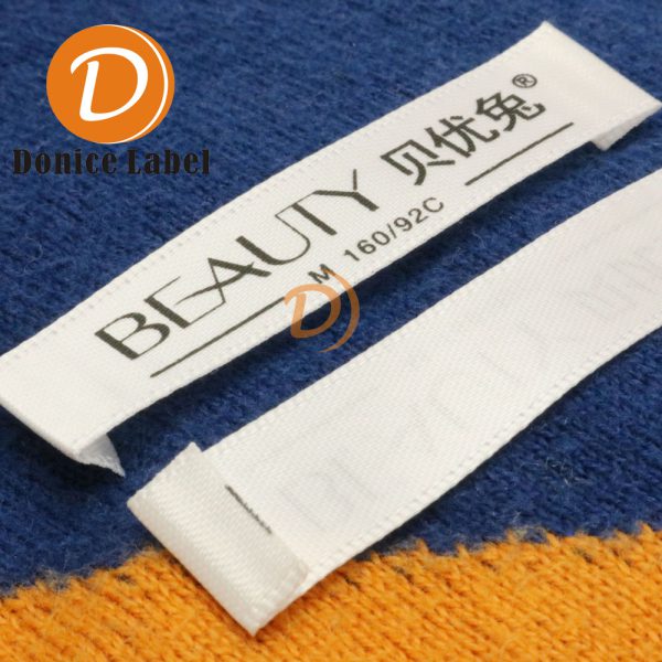 Heat-resistant washing labels for clothing care