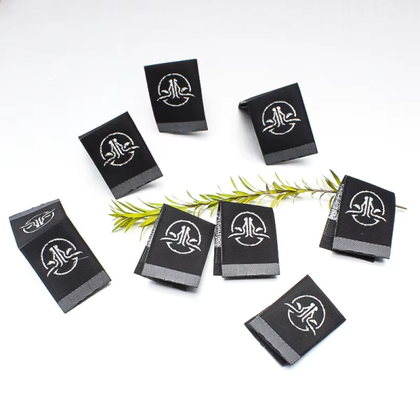 Custom Jacquard Woven Labels