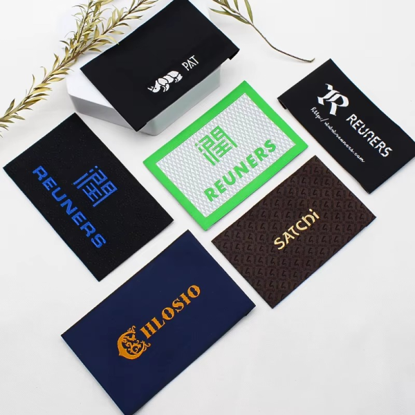 QR Code Woven Labels